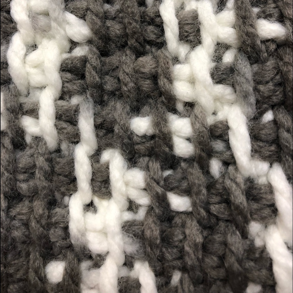 Handmade Scarf - Picture 3 of 4